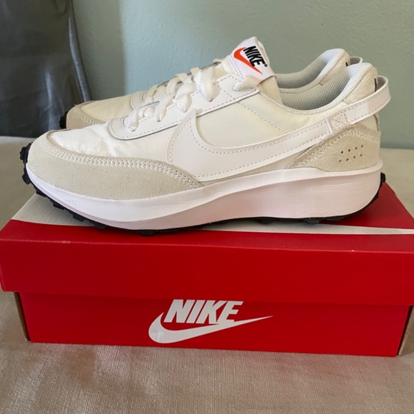 Nike Waffle Debut - Picture 7 of 10